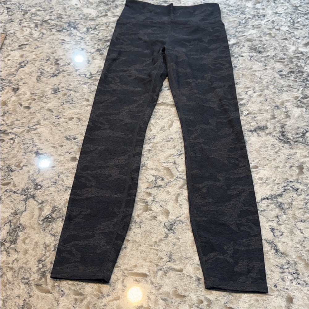 Vuori Clean Elevation Camo Leggings Black Gray Small S - Picture 6 of 13